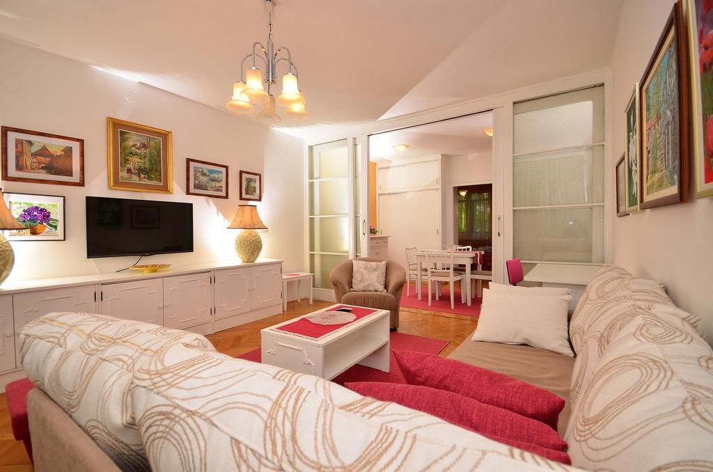 Apartment Cvetje Ζάγκρεμπ Δωμάτιο φωτογραφία